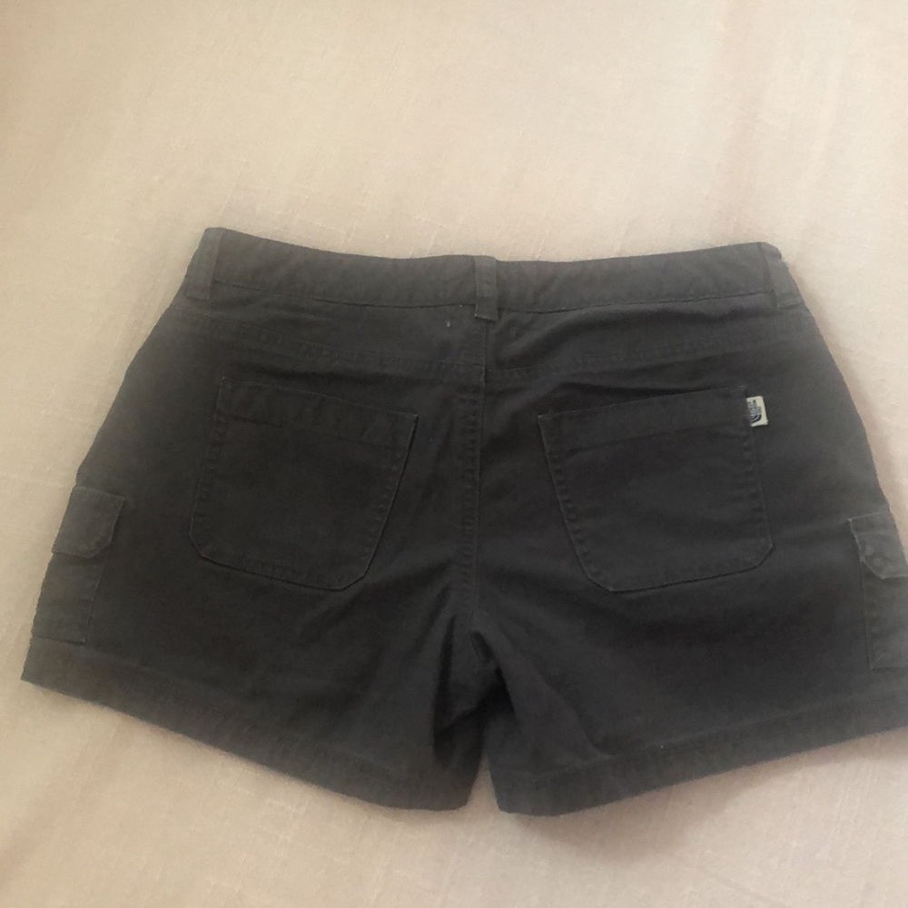 The North Face Shorts sz 6 - Picture 2 of 8